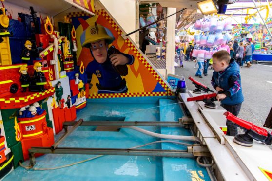 Funfairs Tayside Fife