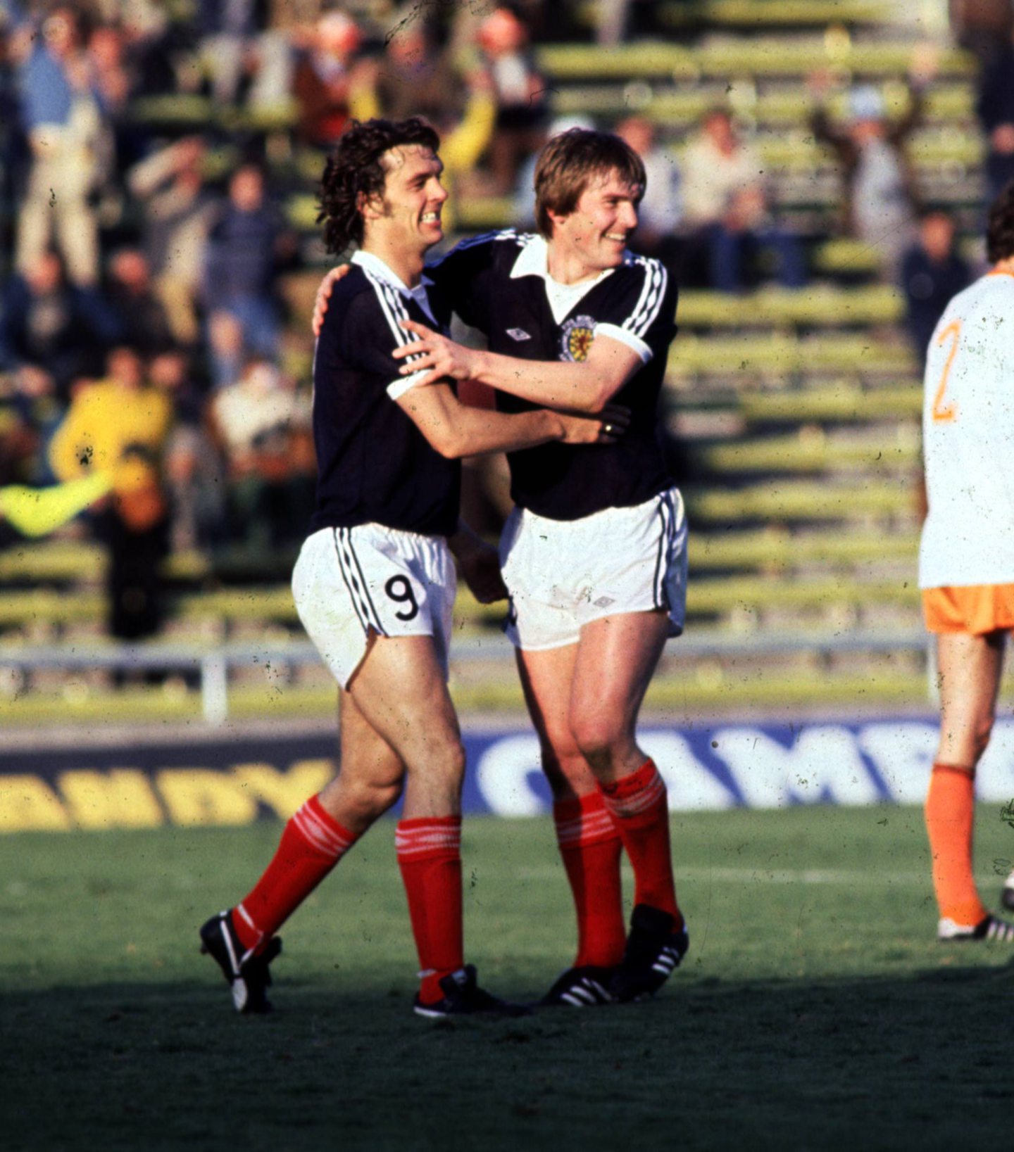 Joe Jordan congratulated Kenny Dalglish after he scored at the 1978 World Cup.