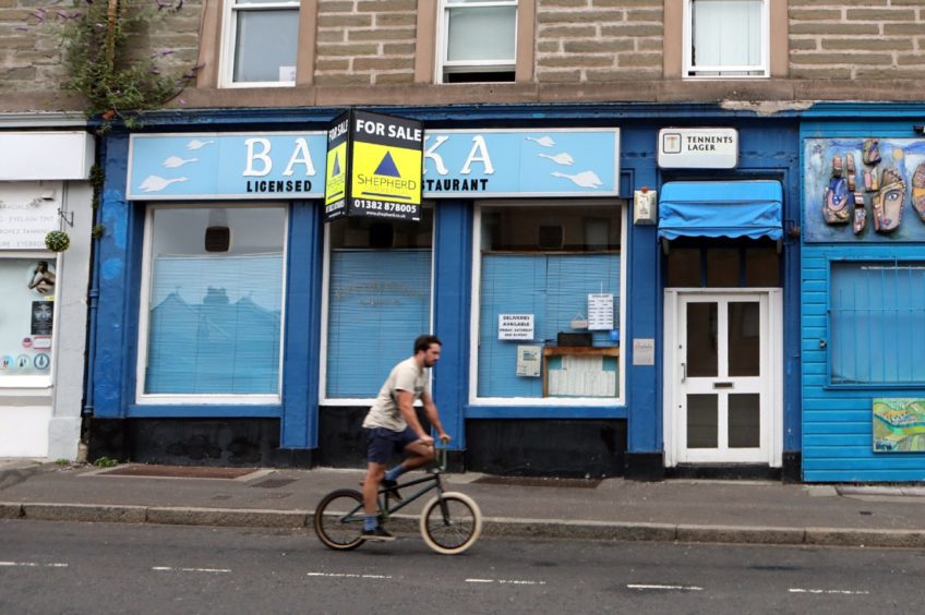 Balaka restaurant Dundee close