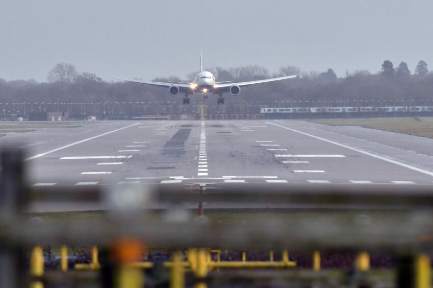 Plane lands at Gatwick airport