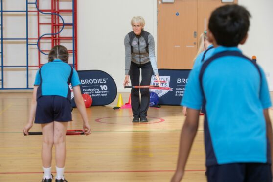 Judy Murray training kids at Mile End School in Aberdeen