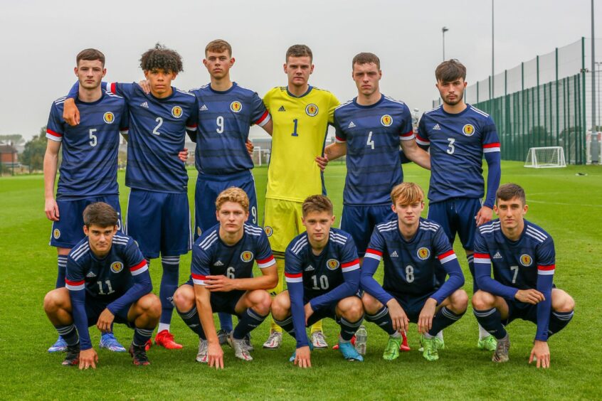 The Scotland U/19 starting XI against Fleetwood Town U/21s, featuring Cameron Ferguson (number 9) and Dundee United pair Kerr Smith (number 5) and Chris Mochrie (number 7). Photo by Sam Fielding / SLF Studios