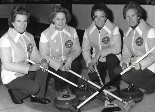 Isobel Ross champion curler and her team