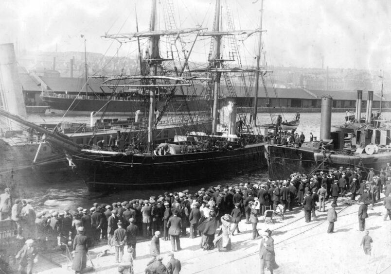 A Dundee whaling ship leaves from the docks for the Arctic.