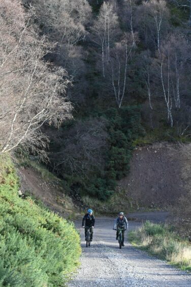 Cyclists Pete Crane and Pete Short in Glen Avon. 