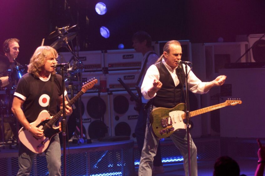 Parfitt and Rossi on stage at the Dundee gig on November 20 2001.