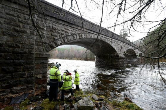 Aberdeenshire Council working to repair the Invercauld Bridge near Braemar