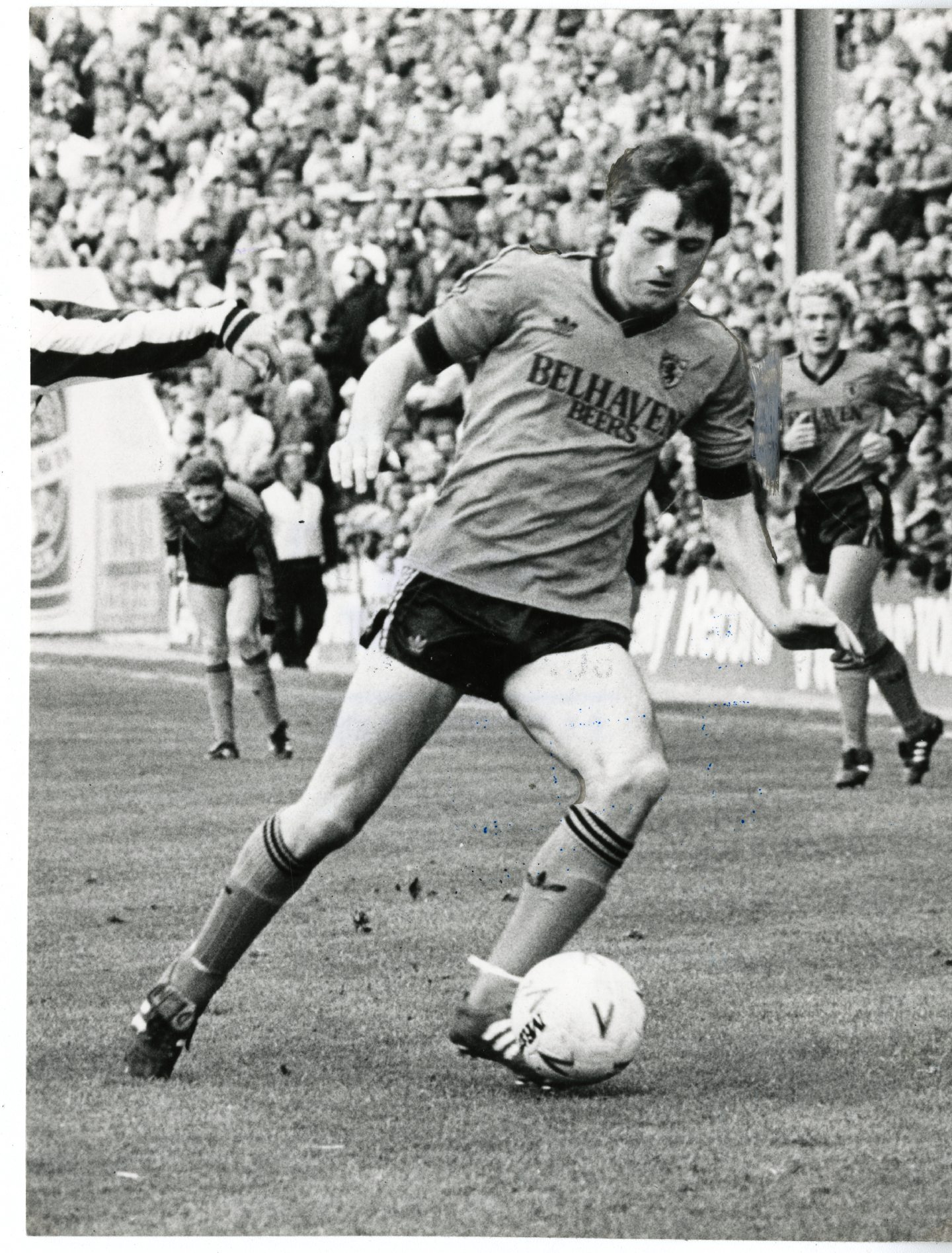 David Narey playing for Dundee United