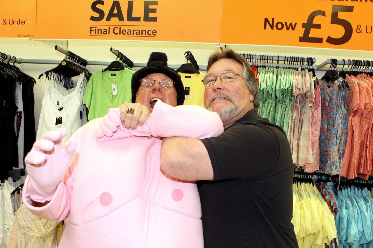 Ted DiBiase gets the better of the Tele's 'Hulk Shogun' in the Tesco Kingsway aisle in 2010.