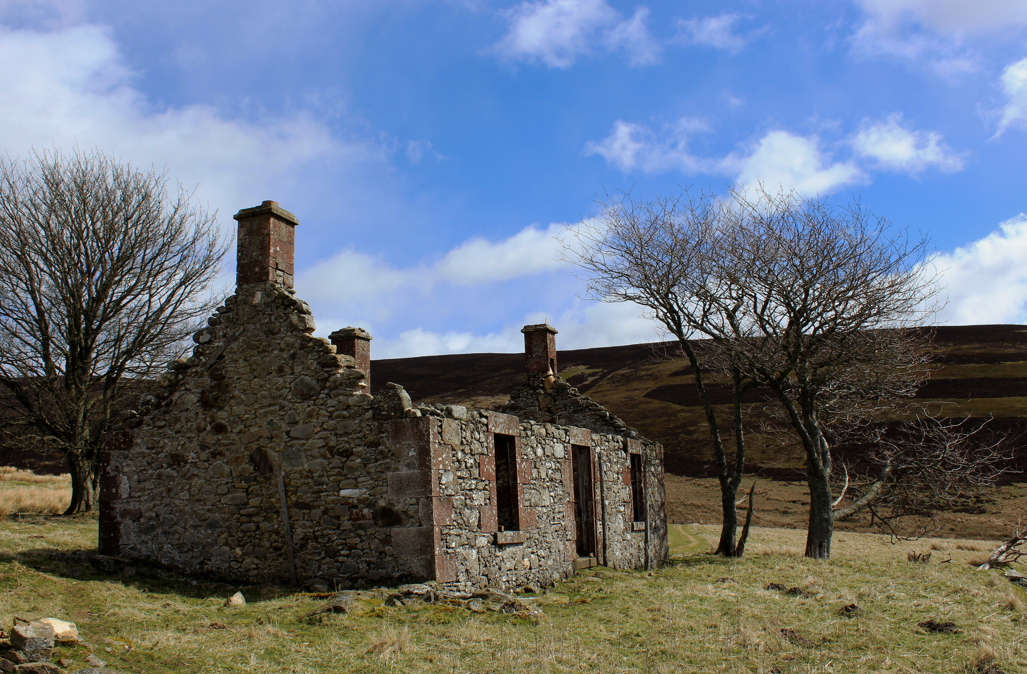 Ruined cottage at Buckies