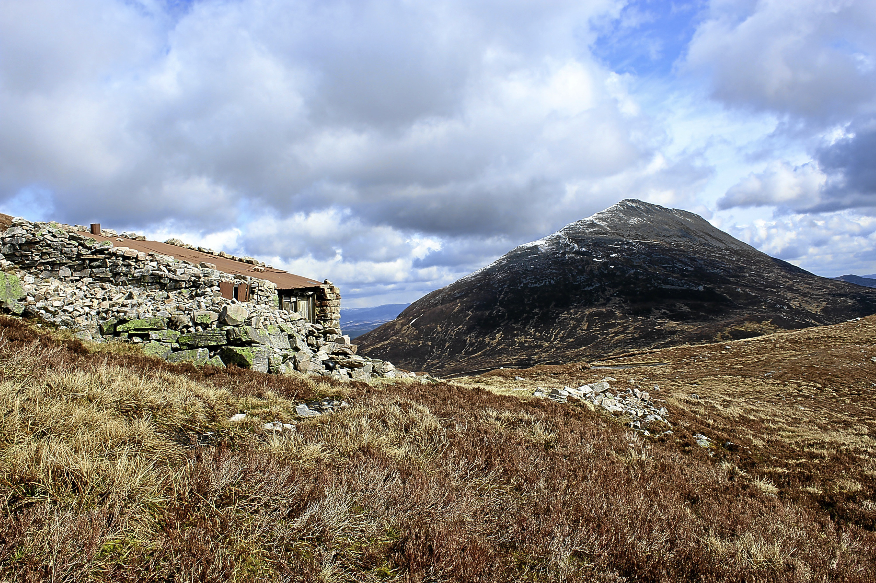 Geal Charn.