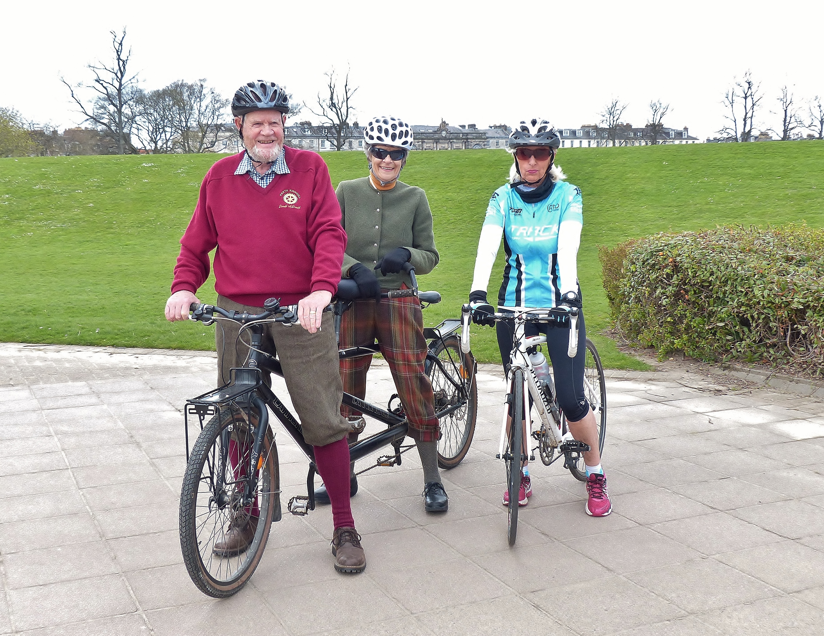 Promoting the Tayside Challenge is tandem riding Rotarian Donald McDonald accompanied by his wife Eva.  Alongside them is Lorna Anderson who will be taking part in Saturday’s Tayside Challenge 46 mile route.