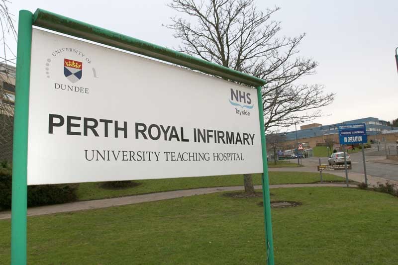 Picture of exterior of PRI to go with story of closure of Ward 6 (again!).   Perth Royal Infirmary.