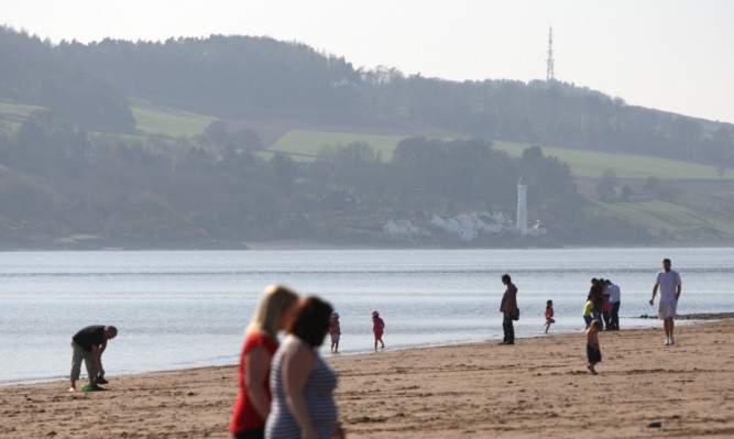 The group will be working to keep Broughty beach at its beautful best.