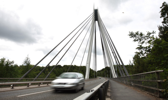 River Leven Bridge has a welding failure in one of its cables.