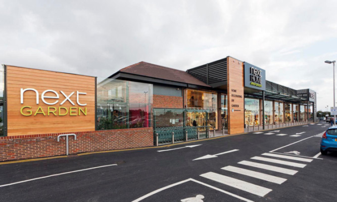 Land Securities says a £7m scheme to allow upgrades to its Kingsway West retail park would create long-term retail jobs and boost the building trade.