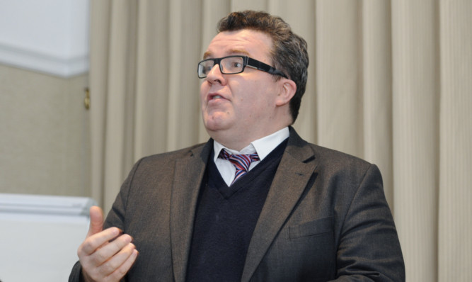 Tom Watson has resigned as labour's general election co-ordinator.