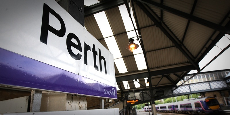 Kris Miller, Courier, 16/07/11. Picture today shows Perth Railway station for story about upgrading from Paul Reoch.
