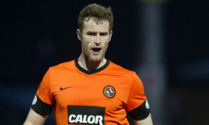 Brian McLean has joined Ross County after leaving United by mutual consent.