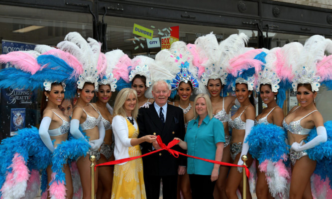 Sinclair Aitken, with Dawn Simpson, Susan Gillan and the Ladyboys of Bangkok.