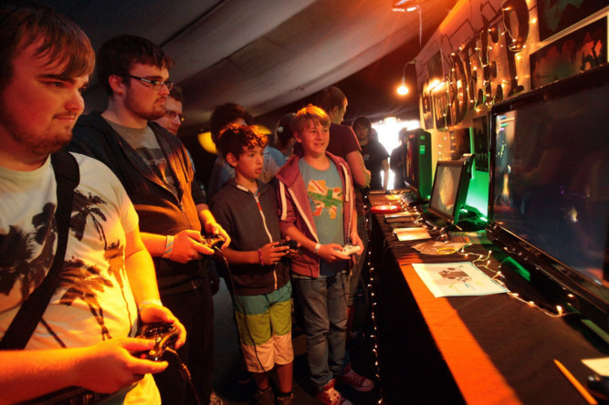 Thousands of computer gamers flock to Dundee for the Dare To Be Digital festival.