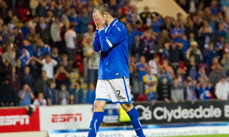 08/08/13 UEFA EUROPA LEAGUE 3RD QUALIFYING RND 2ND LEG
ST JOHNSTONE v FC MINSK (0-1, 1-1 AGG, 2-3 ON PENS)
MCDIARMID PARK - PERTH
St Johnstone captain Dave Mackay dejected after penalty miss