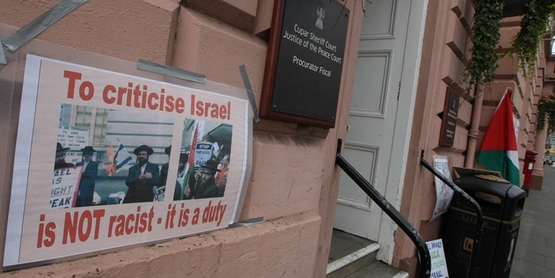 DOUGIE NICOLSON, COURIER, 23/08/11, NEWS. Pic shows some of the posters outside Cupar Sheriff Court today, Tuesday 23rd August 2011. Story by Cupar office.