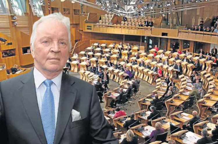 Bill Walker has said he has no plans to stand down from Holyrood.