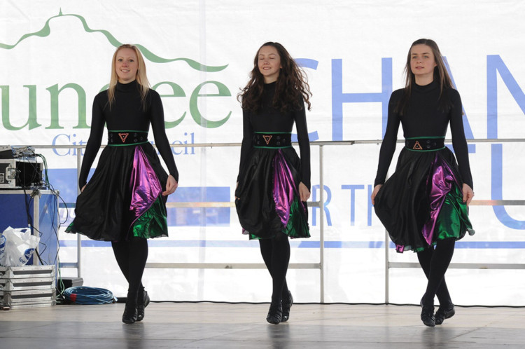 A gala day held in the city centre on Saturday raised £5,000 for charities. Stalls were operated by 35 different charities which benefited from 100% of the takings from the event, which was organised by Dundee Rotary Club. There was also entertainment provided by performers from Menzieshill High School, St Johns RC High School, Dundee High School and Morgan Academy. From left: dancers from Angus Centre for the Performing Arts, an entertainer from Dundee Junior Showtime and singer Charlotte Brimner also took part.