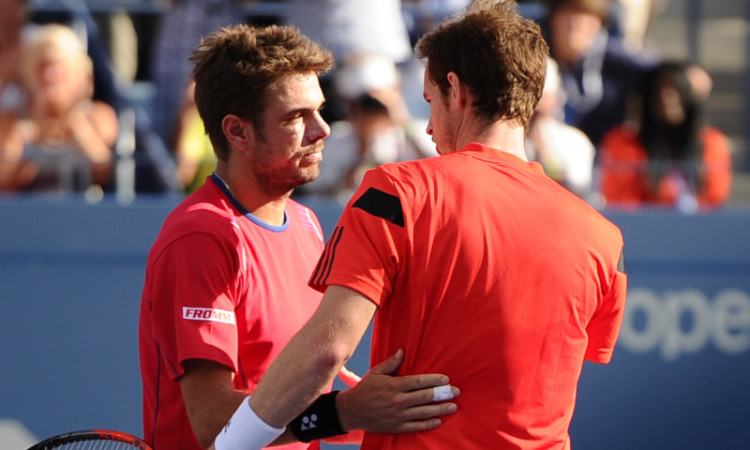 Murray congratulates Wawrinka on his victory.