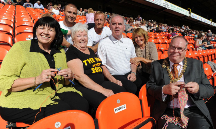 From left, Sean Dillon and Dave Bowman and, front, Amanda Kopel, Norma Duncan (organiser of the world record attempt), Frank Kopel, Pat Lawless and Lord Provost Bob Duncan.