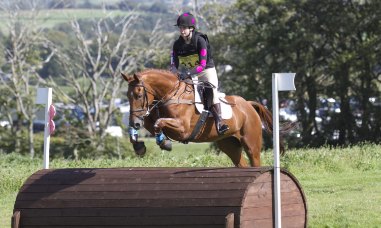 Perths Eva Sheppard and Karabah won their BE100 section