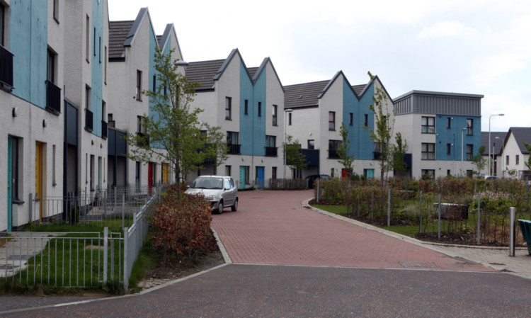 Kris Miller, Courier, 15/05/12. Picture today to illustrate regeneration of Muirton, Perth. Pic shows one of the new areas.