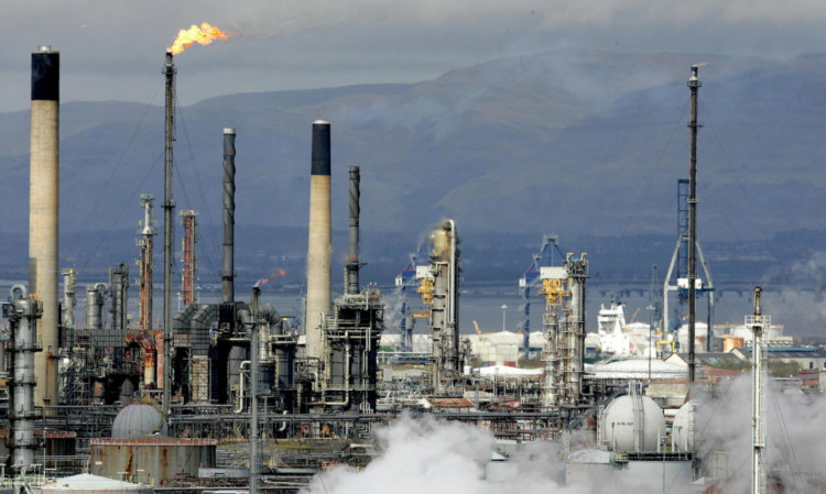 Ineos have warned that their petrochemical site at Grangemouth will close in 2017 unless action is taken to halt the £150 million annual loss.