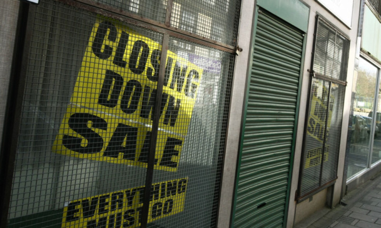 High Street retail outlets continue to close despite signs of economic improvement.