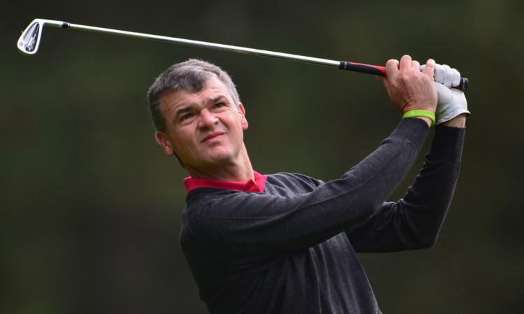 Paul Lawrie partnered with Stephen Gallacher to win a point on the opening day.