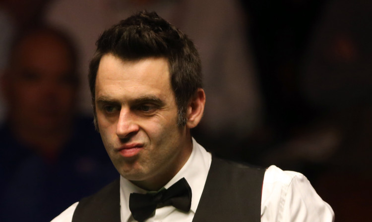 Ronnie O'Sullivan has claimed he was offered £20,000 to fix a snooker match.