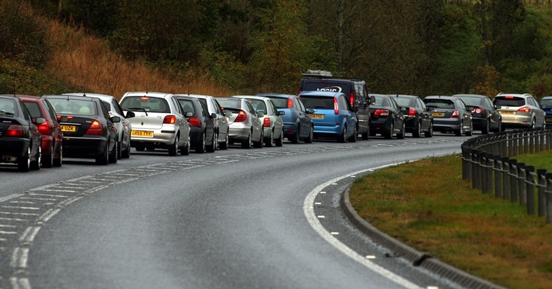 John Stevenson, Courier,22/10/10
Perth,Fatal crash on the A9 north
of Killiecrankie.Pic shows long qu
eues of traffic at a standstill  hea
ding north at Pitlochry.
