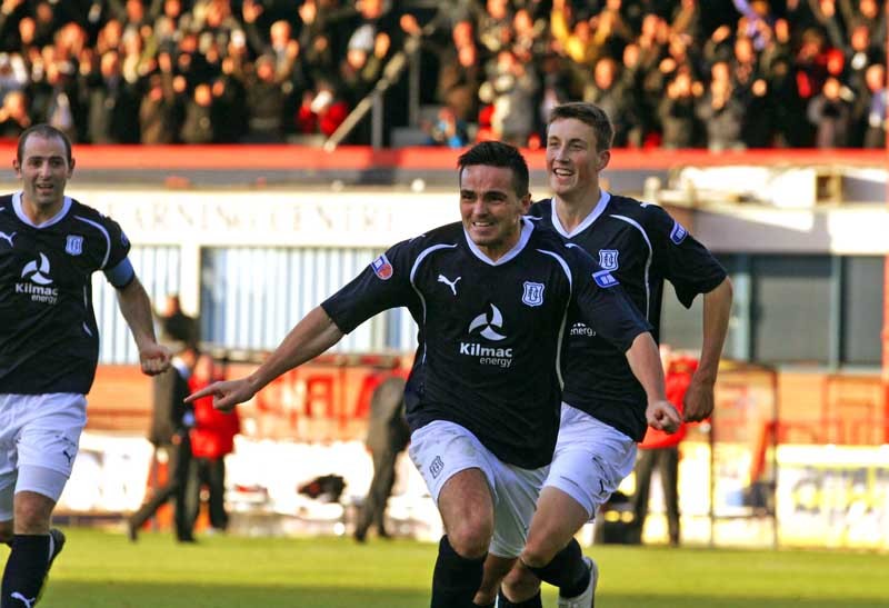 Gareth Jennings,Sunday Post....Dundee V Dunfermline,   Sean Higgins celebrates his equalizing goal.