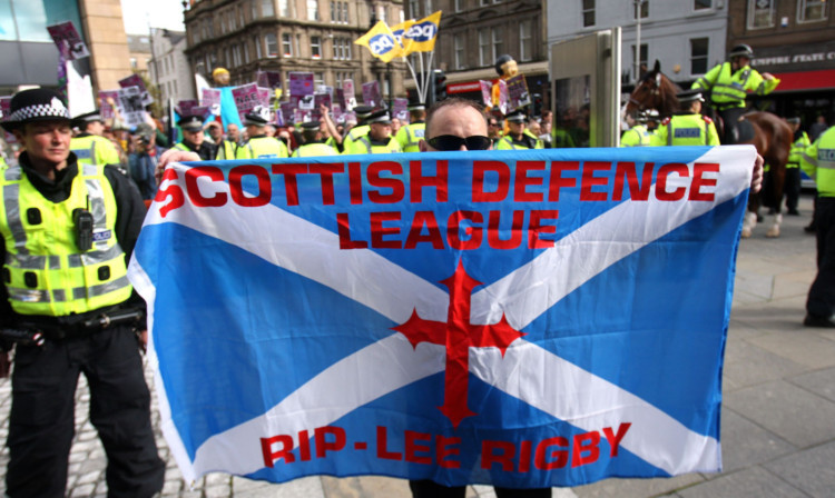 Unite Against Fascism has made a formal complaint about the policing of the recent SDL protest in Dundee.
