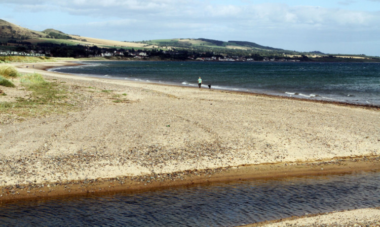 Algy Cluff has been granted a licence by the Coal Authority to carry out underground coal gasification in Largo Bay.