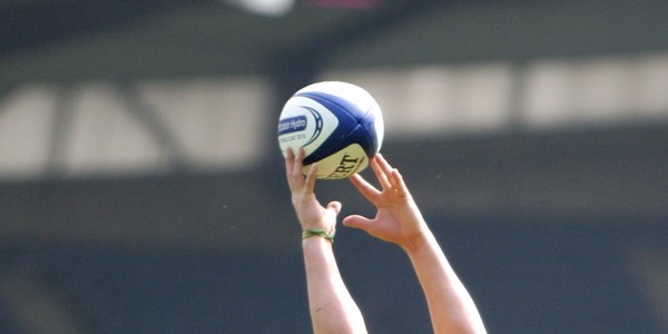 Rugby, The Scottish Hydro Regional Bowl Final, North Berwick v Strathmore.    North Berwick player going up for the ball