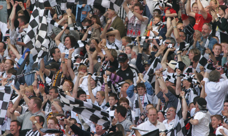 The people of Dunfermline are being urged to turn out for Saturdays game.