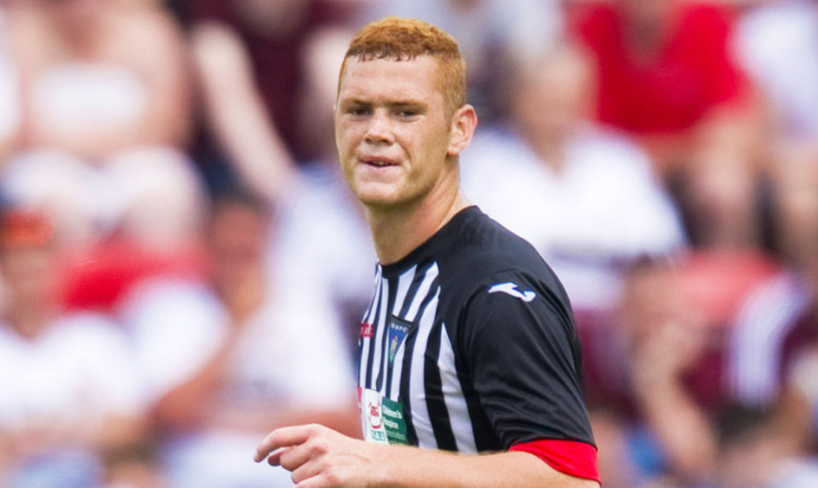 Ryan Thomson in action for Dunfermline.