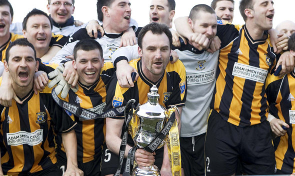 Steven Tweed (centre) and the East Fife players celebrate winning the Third Division title in 2008.