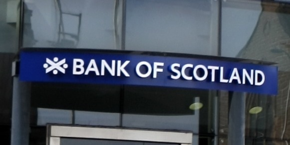 Building exterior of the Bank of Scotland, Marketgait, Dundee.