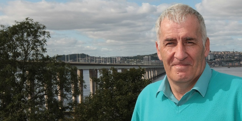 Kim Cessford, Courier 15.09.11 - pictured at the Tay Road Bridge car park is hero Raymond O'Kane from Newport who helped rescue a girl who was trying to commit suicide on the bridge despite suffering from vertigo himself