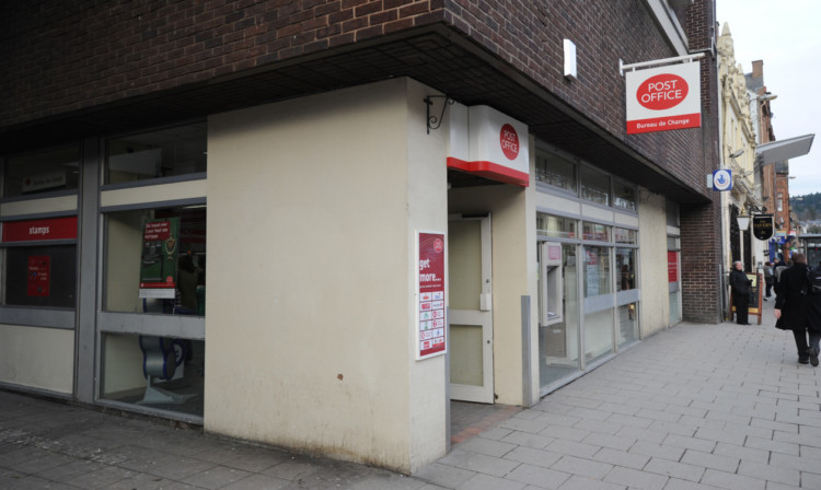 A timetable for the closure of the Post Office on South Street has been confirmed.