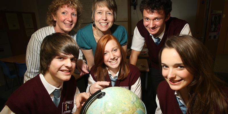 Kris Miller, Courier, 16/09/11. Picture today at Grove Academy, Dundee shows the pupils and teachers who will be taking part in a trip to Kenya at the end of the month. Back L/R, Mrs Fiona McIntosh, Mrs Marjorie Kerr and Neal Millar, front L/R, Matthew Andrews, Katie Bruce and Danielle Parsons.
**HOLD SUNDAY FOR MONDAY**