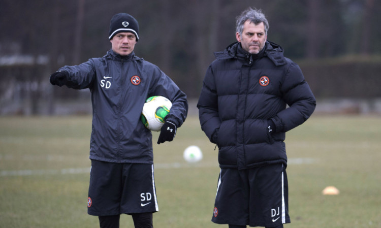 Darren Jackson (right) and fellow coach Simon Donnelly.